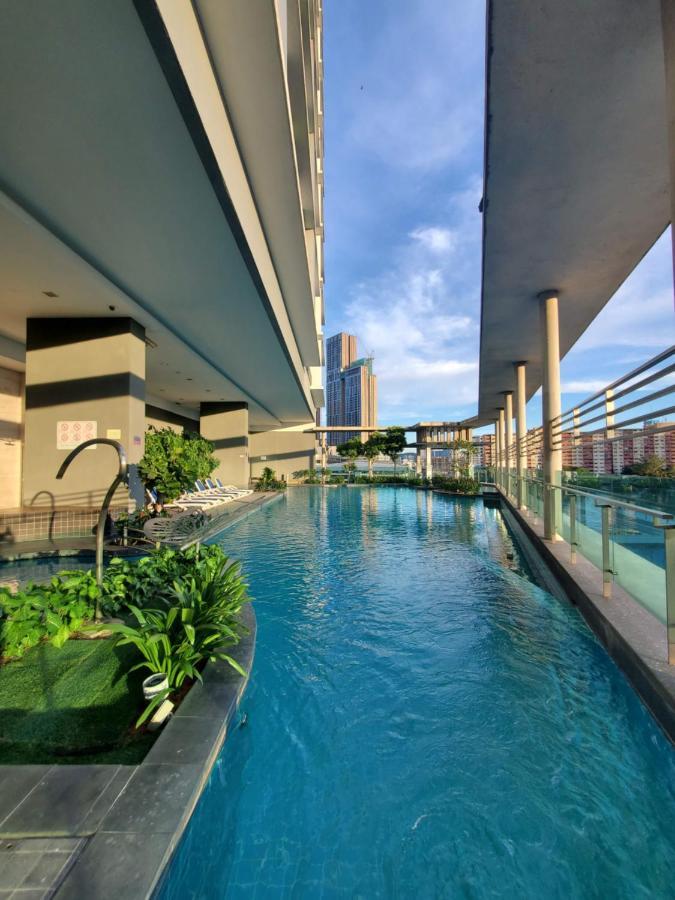 Yelloduck & @ Casa Residency Apartemen *